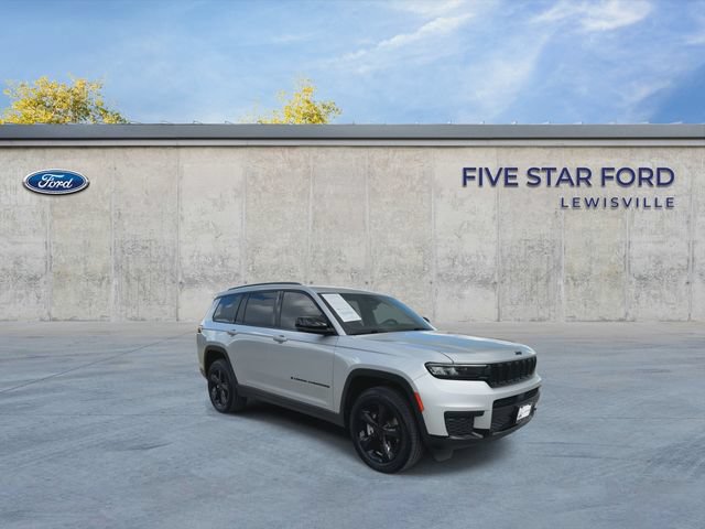 Used 2023 Jeep Grand Cherokee L Laredo RWD image 2