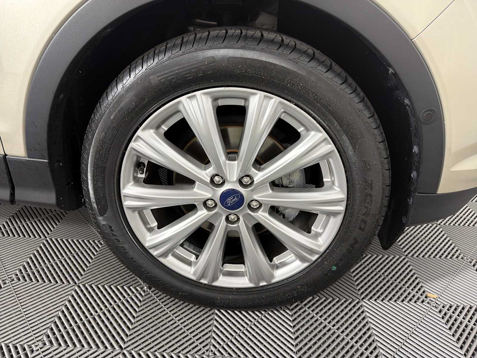 Certified 2017 Ford Escape Titanium w/ Equipment Group 301A FWD image 15