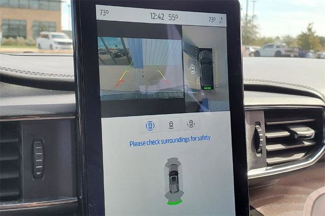 Certified 2020 Ford Explorer Platinum w/ Premium Technology Package image 16