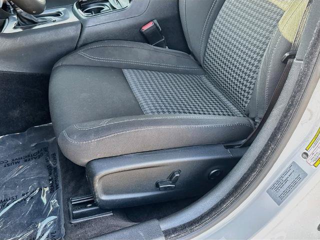 Used 2018 Dodge Charger GT w/ Blacktop Package AWD/4WD image 16