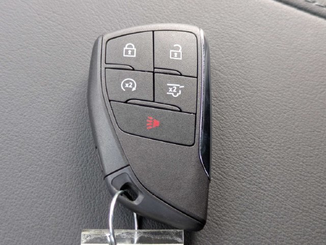 Used 2025 Chevrolet Tahoe LS AWD/4WD image 28