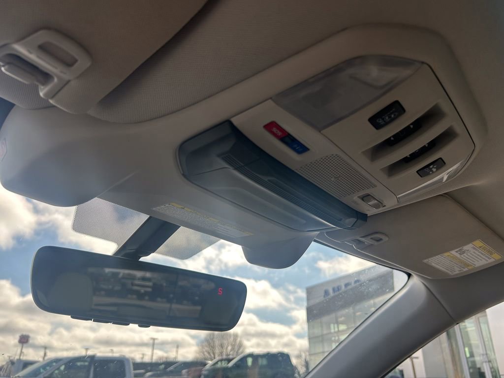 Used 2022 Subaru Ascent Limited w/ Technology Package image 24