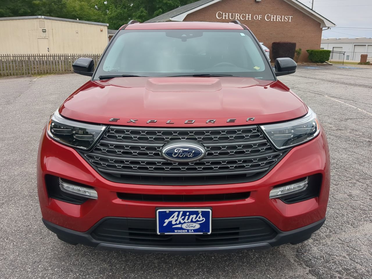 Certified 2022 Ford Explorer XLT w/ Equipment Group 202A AWD/4WD image 7