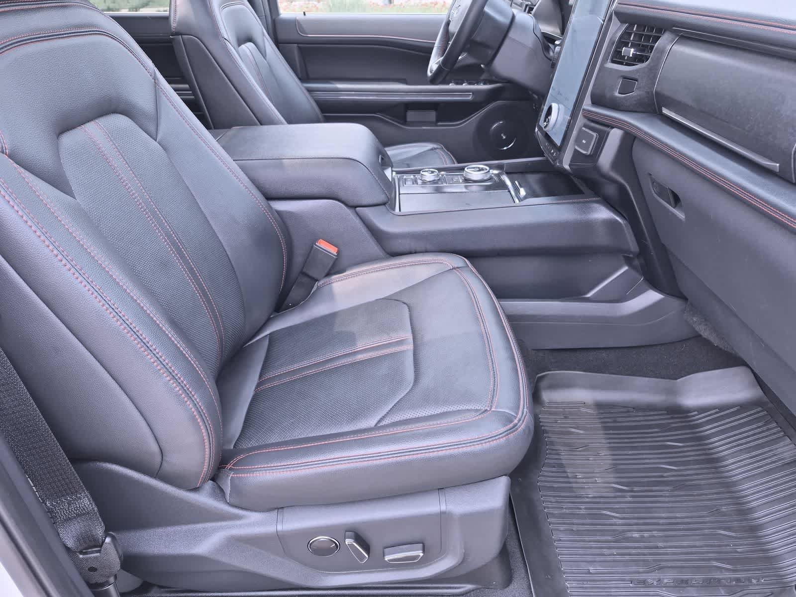 Certified 2024 Ford Expedition Max Limited AWD/4WD image 23
