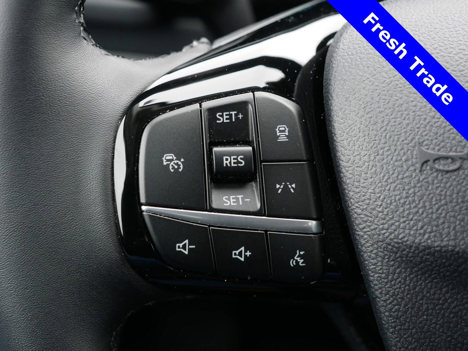 Certified 2023 Ford Escape Platinum image 30