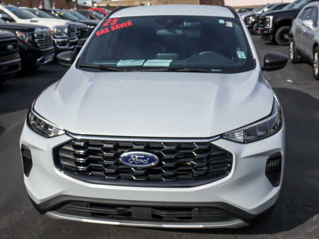 Certified 2025 Ford Escape ST-Line w/ Equipment Group 301A FWD image 4