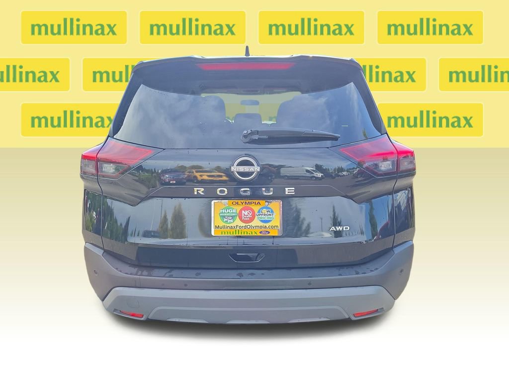 Used 2023 Nissan Rogue S AWD/4WD image 30