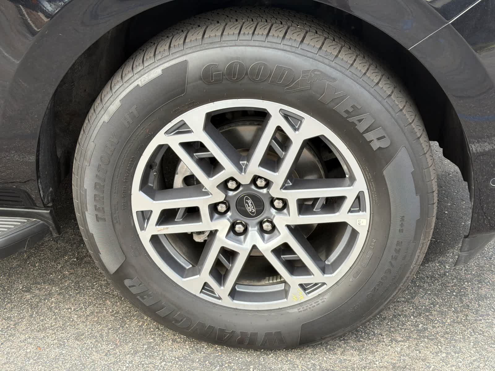 Certified 2025 Ford Expedition Active RWD image 11