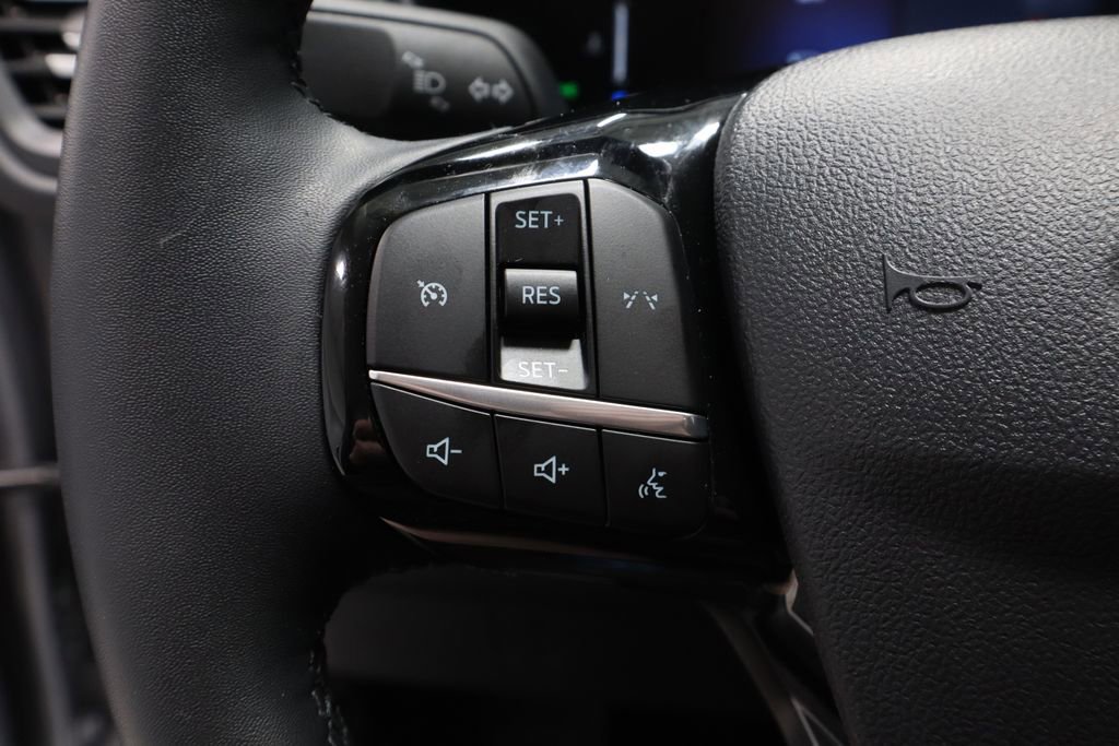 Certified 2025 Ford Escape Active w/ Cold Weather Package image 28