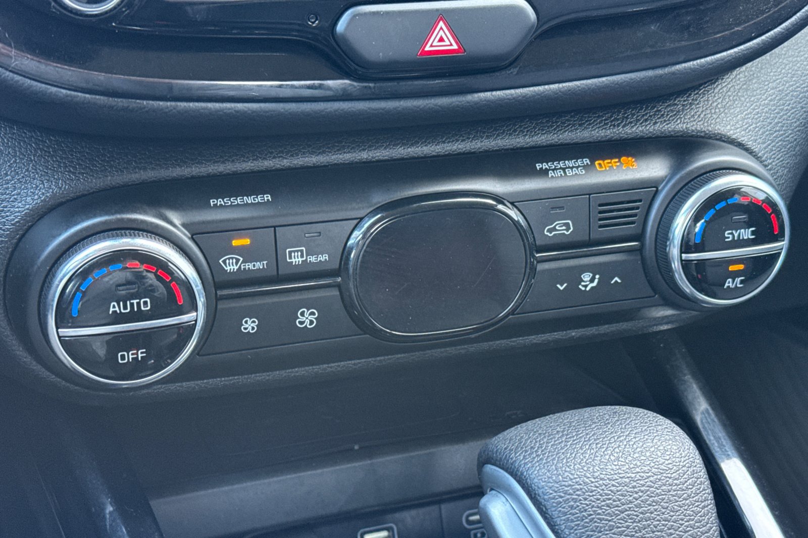 Used 2023 Kia Soul S FWD image 20