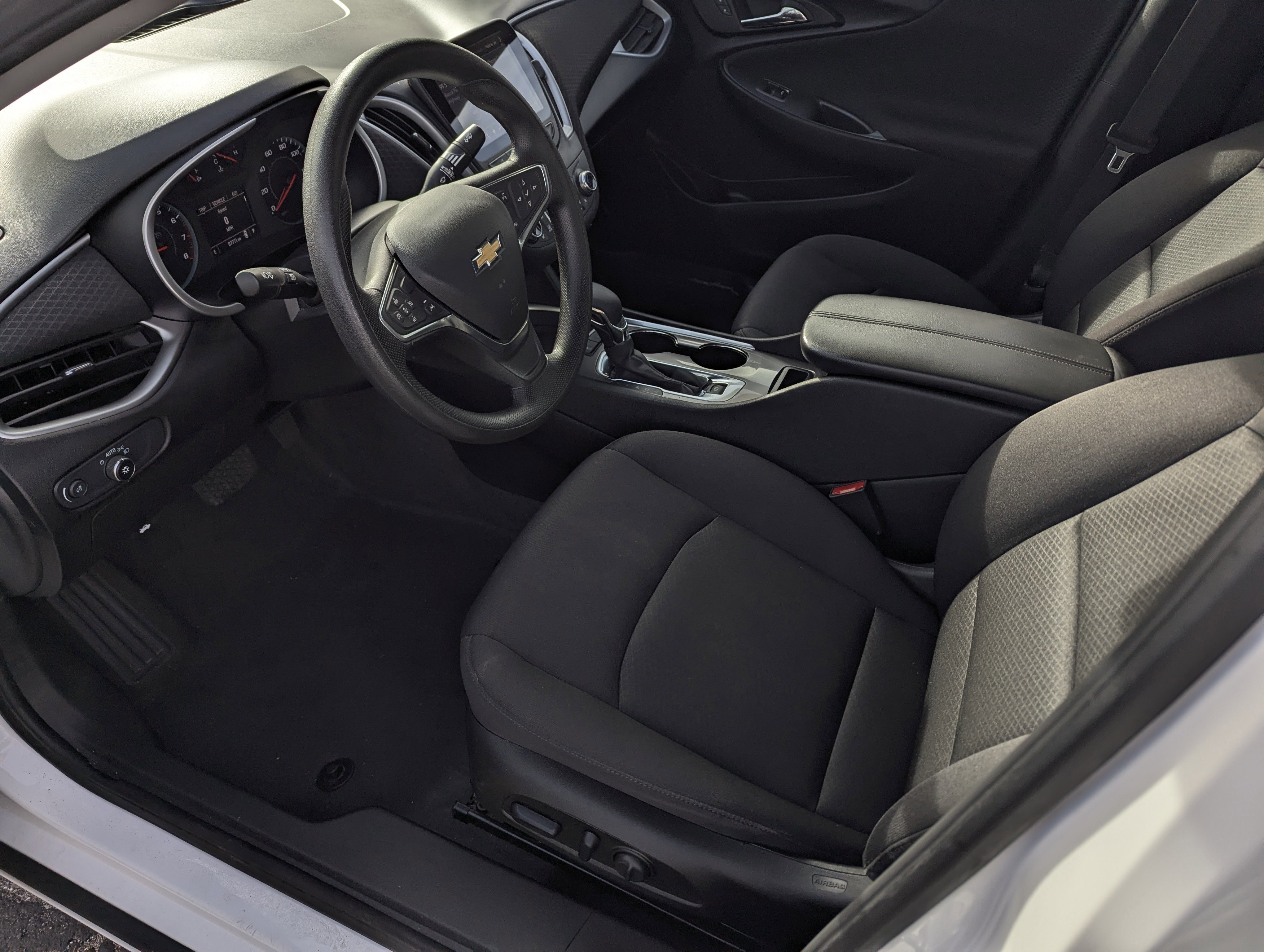 Used 2024 Chevrolet Malibu LT image 9