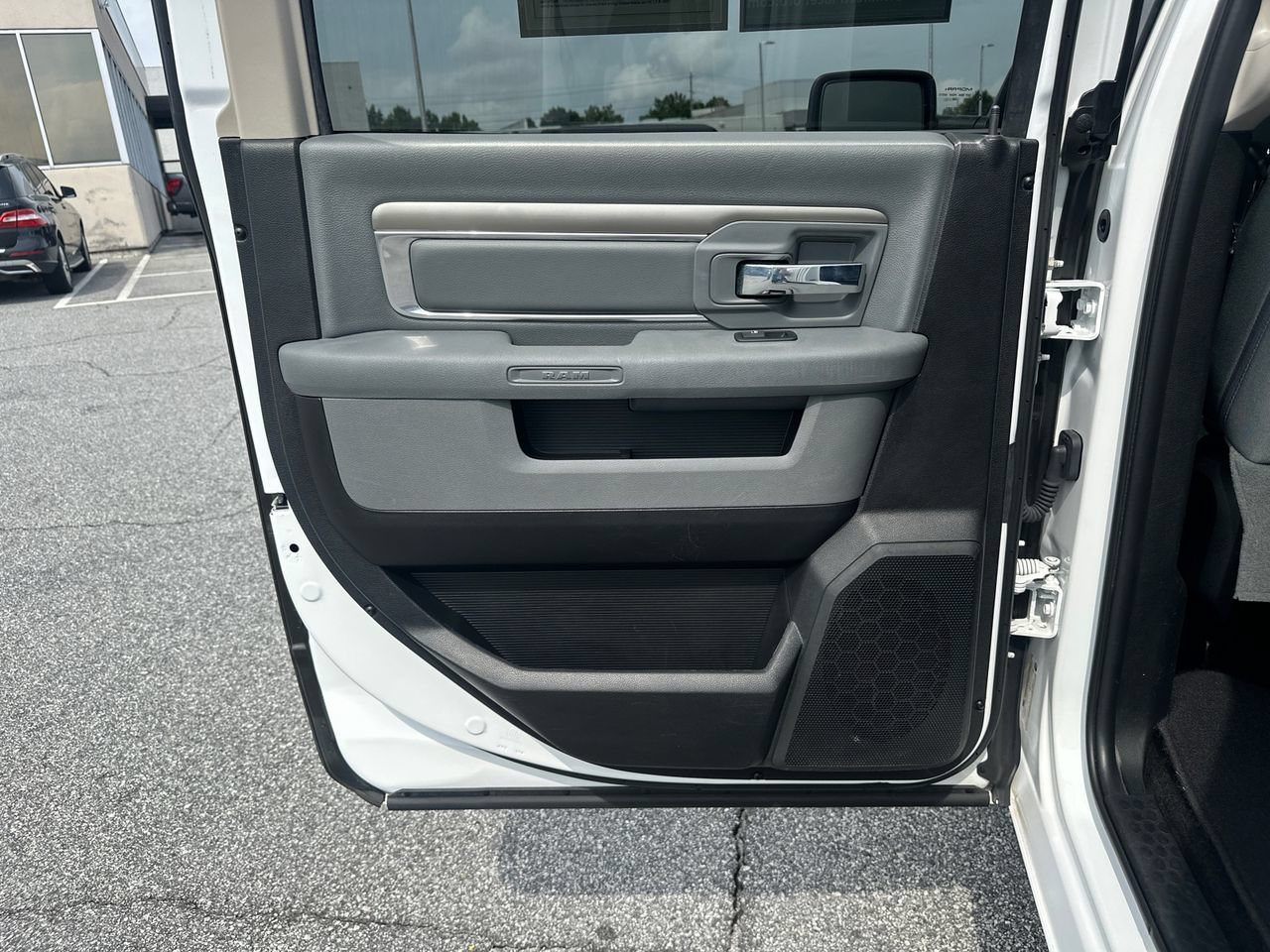 Used 2018 RAM 1500 Big Horn AWD/4WD image 23