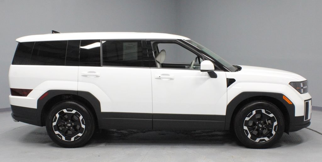 Used 2024 Hyundai Santa Fe SE AWD/4WD image 11