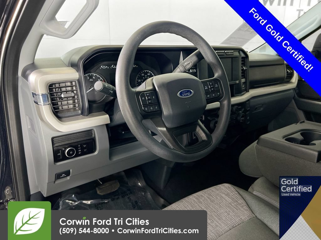 Certified 2023 Ford F250 XLT AWD/4WD image 3