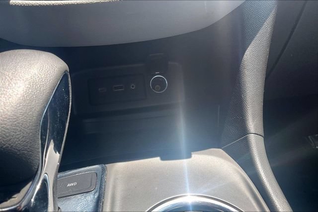Used 2024 Chevrolet Equinox LS AWD/4WD image 31