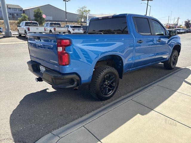 Used 2024 Chevrolet Silverado 1500 Custom Trail Boss AWD/4WD image 5