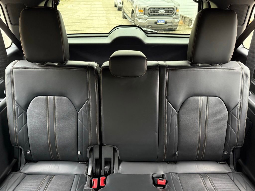 Certified 2022 Ford Expedition Max Platinum image 12