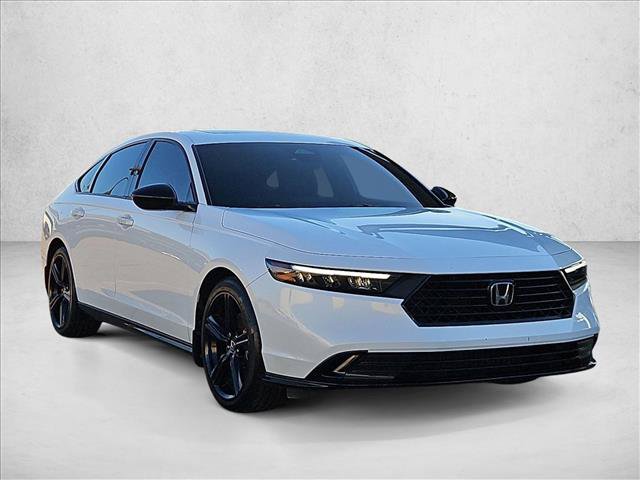 Used 2025 Honda Accord Sport image 3