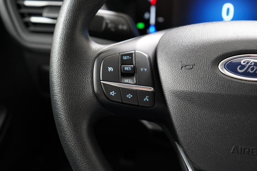 Certified 2025 Ford Escape Active AWD/4WD image 19
