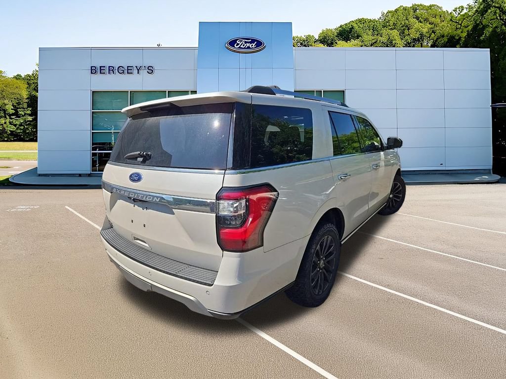Certified 2019 Ford Expedition Limited w/ Driver Assistance Package AWD/4WD image 4