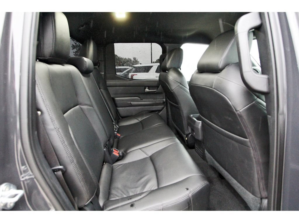 Used 2025 Toyota Tacoma TRD Off-Road AWD/4WD image 10