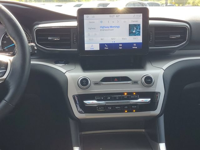 Certified 2023 Ford Explorer XLT w/ Equipment Group 202A AWD/4WD image 30