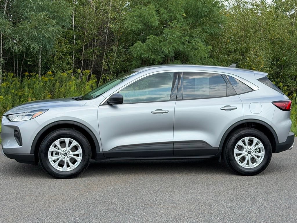 Certified 2023 Ford Escape Active AWD/4WD image 22