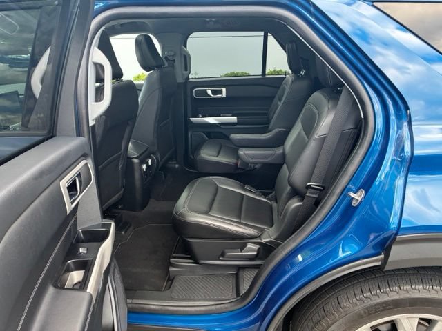 Certified 2023 Ford Explorer XLT w/ Equipment Group 202A AWD/4WD image 12