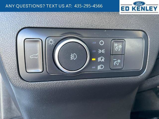 Certified 2022 Ford Escape SEL w/ SEL Stealth AWD Package image 22