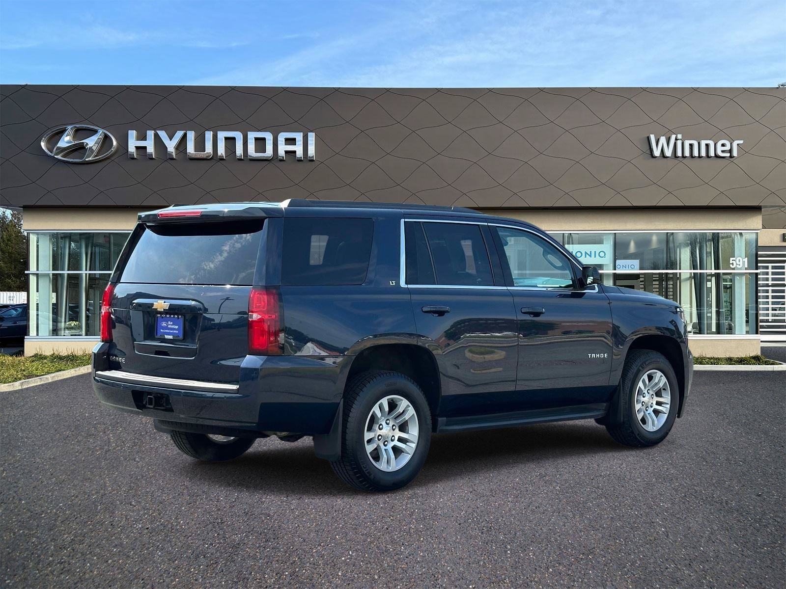 Used 2019 Chevrolet Tahoe LT AWD/4WD image 4