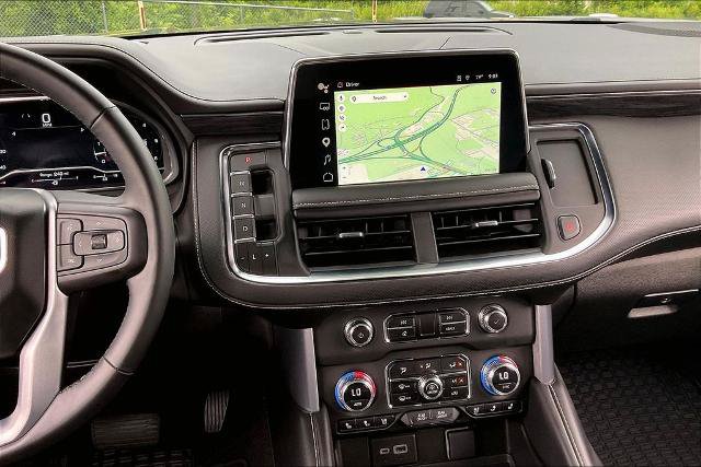 Used 2023 GMC Yukon SLT w/ SLT Premium Package AWD/4WD image 6