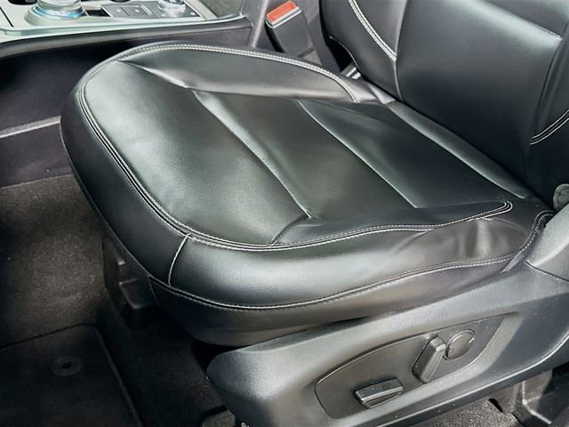 Certified 2021 Ford Explorer XLT w/ Equipment Group 202A image 12