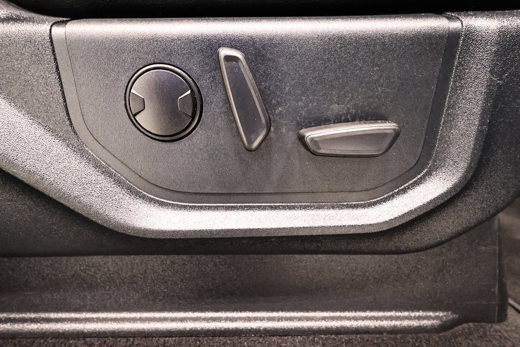 Certified 2020 Ford F350 Lariat w/ Tremor Off-Road Package image 25