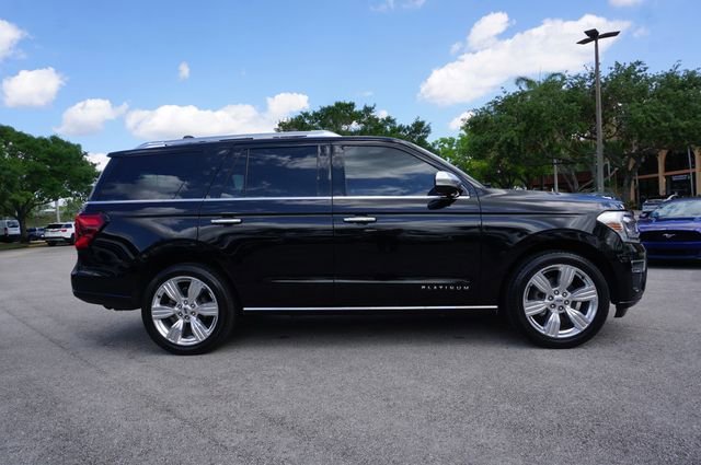 Certified 2023 Ford Expedition Platinum AWD/4WD image 16