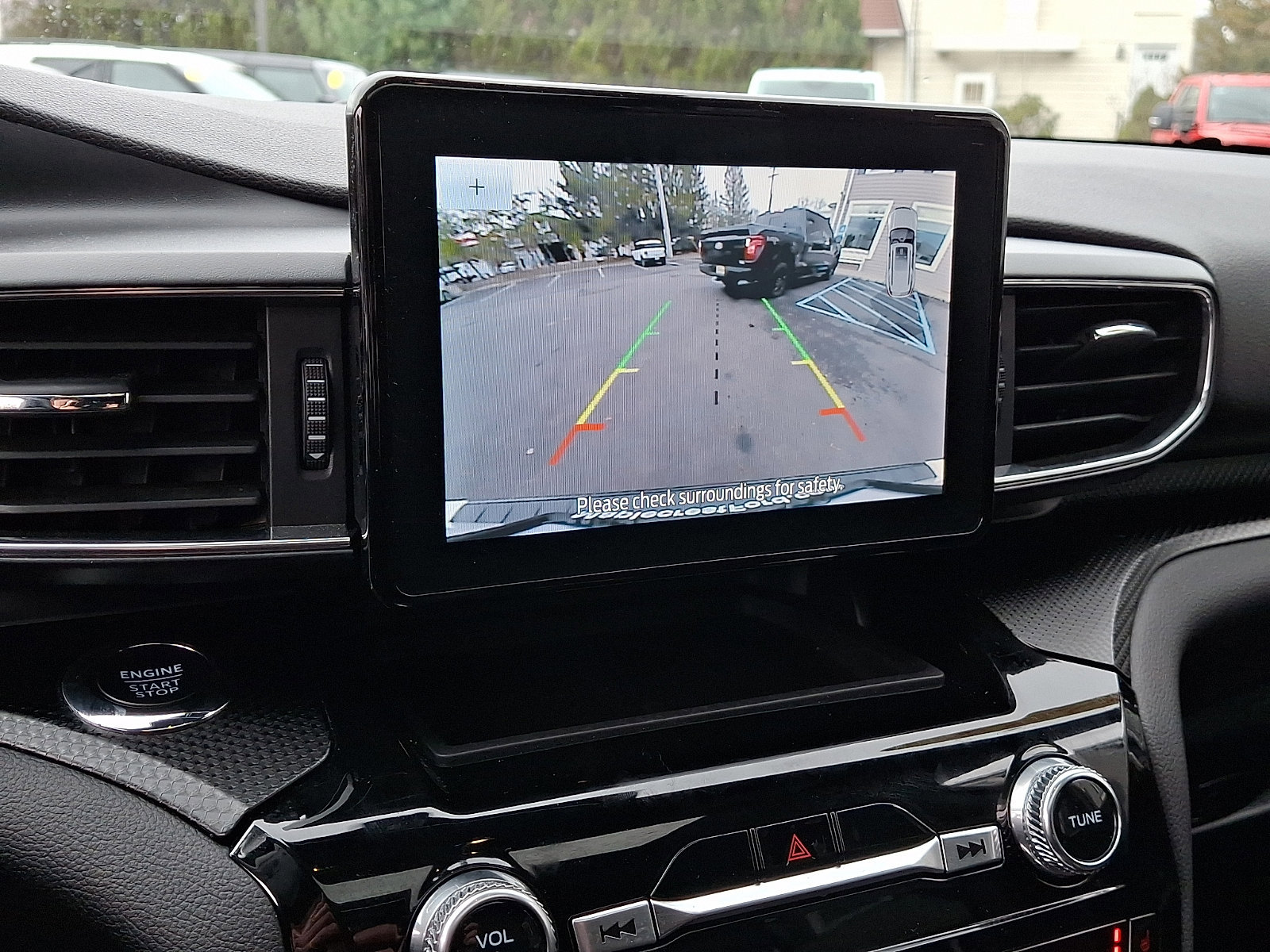 Certified 2023 Ford Explorer ST-Line w/ Class IV Trailer Tow Package image 20