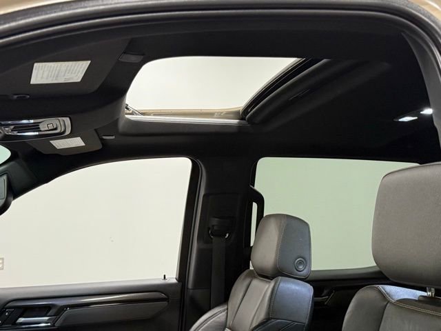 Used 2022 Chevrolet Silverado 1500 ZR2 image 34