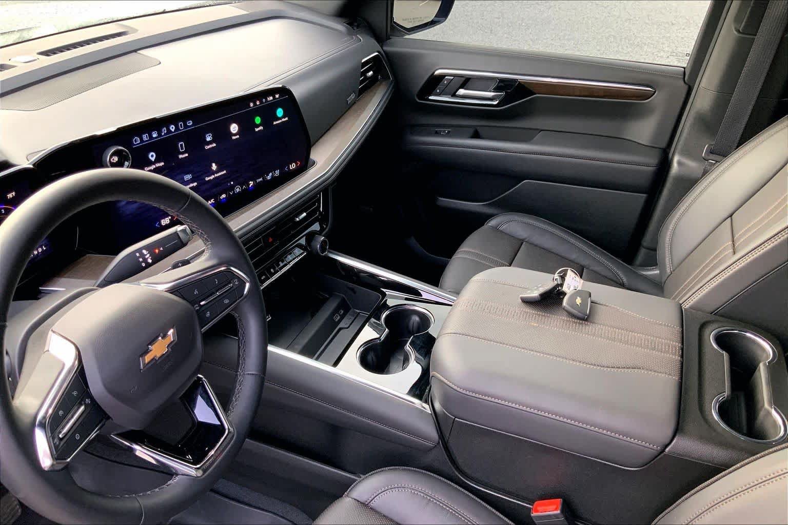 Used 2025 Chevrolet Tahoe High Country w/ Sun And Tow Package AWD/4WD image 16