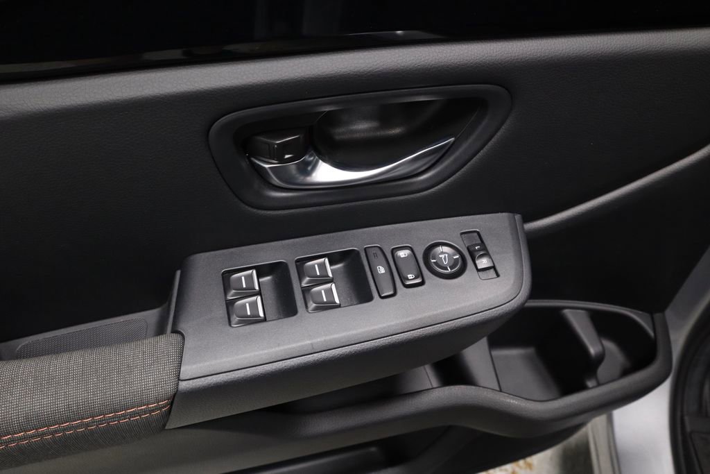 Used 2025 Honda Pilot Sport image 24