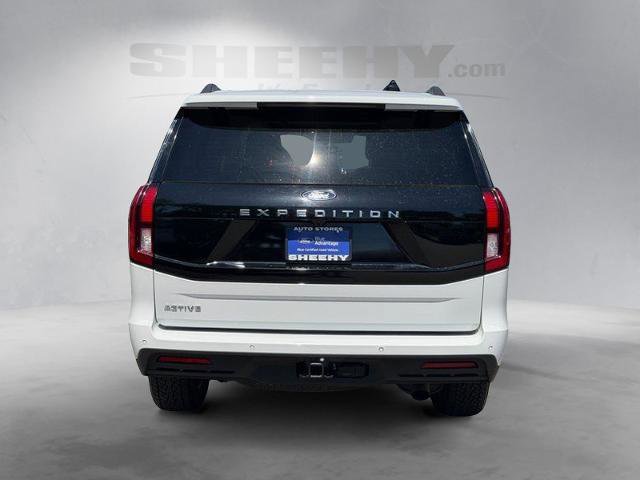 Certified 2025 Ford Expedition Active AWD/4WD image 14