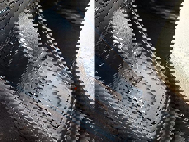 Certified 2018 Ford EcoSport S image 17