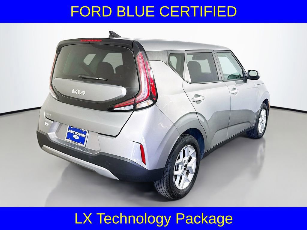 Used 2025 Kia Soul LX w/ LX Technology Package image 3