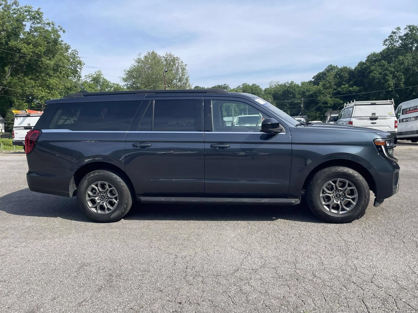 Certified 2025 Ford Expedition Max Active RWD image 2
