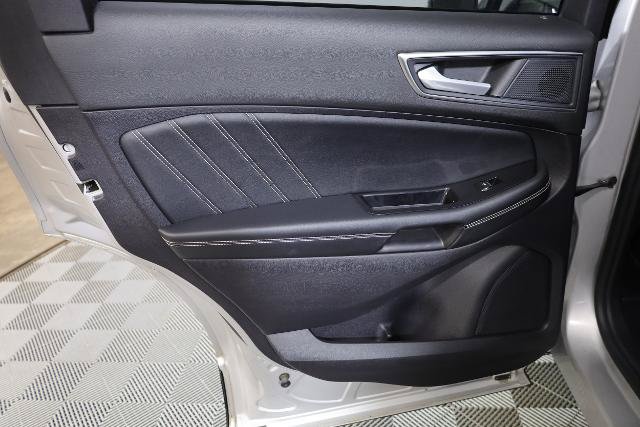 Certified 2019 Ford Edge ST w/ Cold Weather Package AWD/4WD image 34