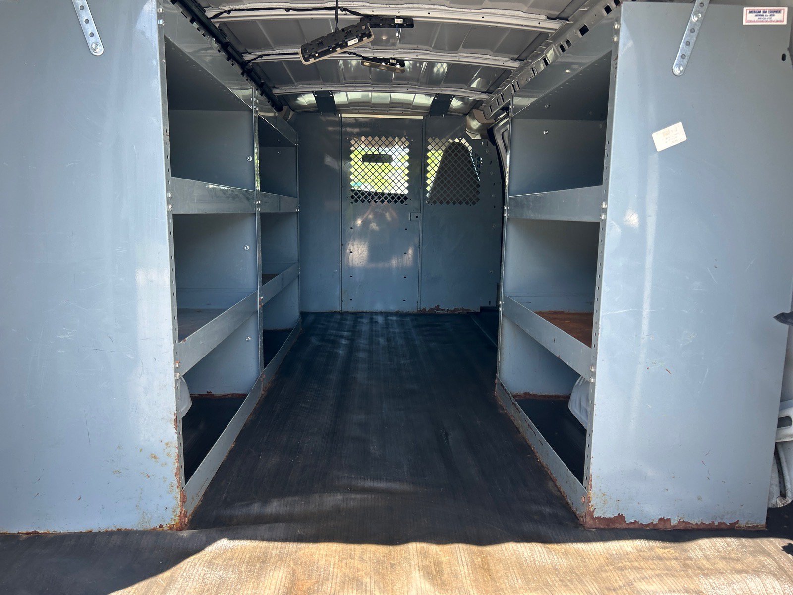 Used 2020 Chevrolet Express 3500 Extended RWD image 11
