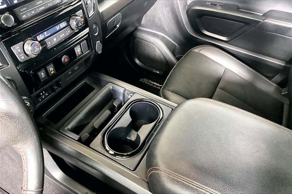 Used 2021 Nissan Titan PRO-4X w/ Pro-4x Utility Package image 12