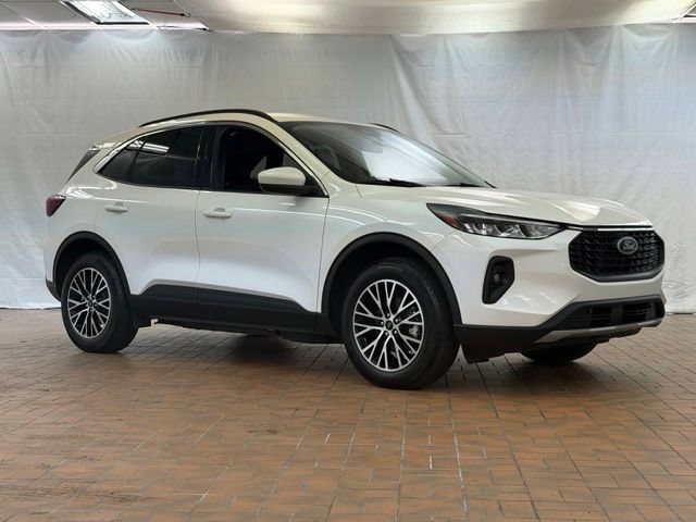 Certified 2024 Ford Escape SE
