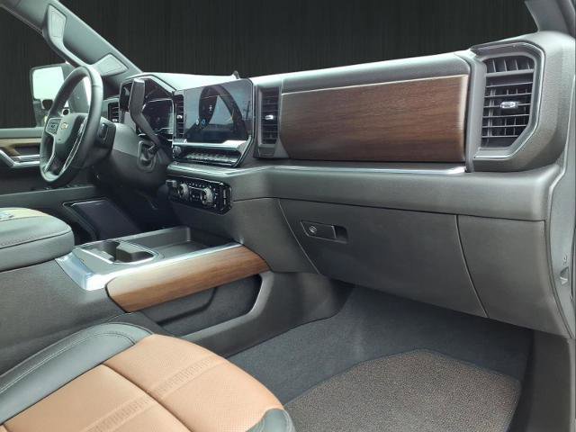 Used 2024 Chevrolet Silverado 2500 High Country w/ High Country Premium Package image 15