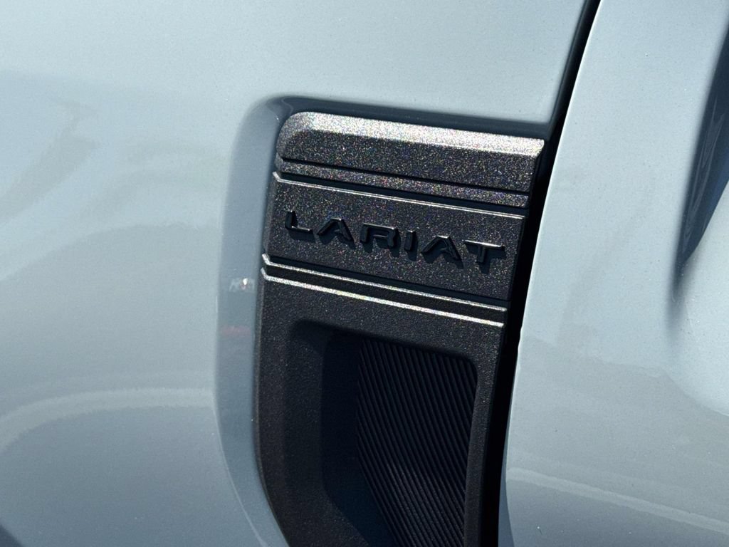Certified 2023 Ford Maverick Lariat w/ Lariat Luxury Package AWD/4WD image 6