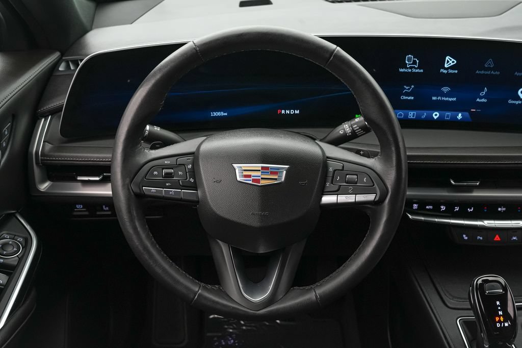 Used 2024 Cadillac XT4 Luxury FWD image 13