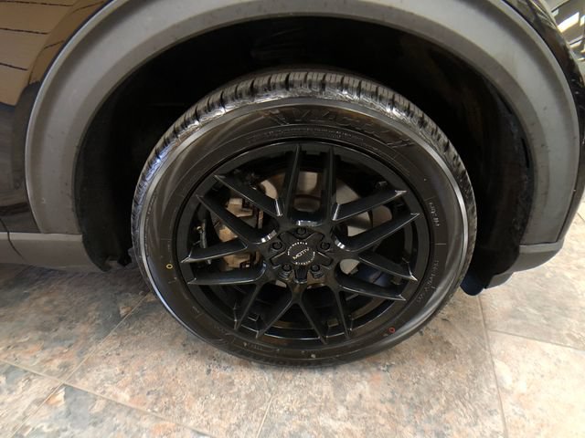 Certified 2020 Ford Explorer XLT w/ Equipment Group 202A AWD/4WD image 9